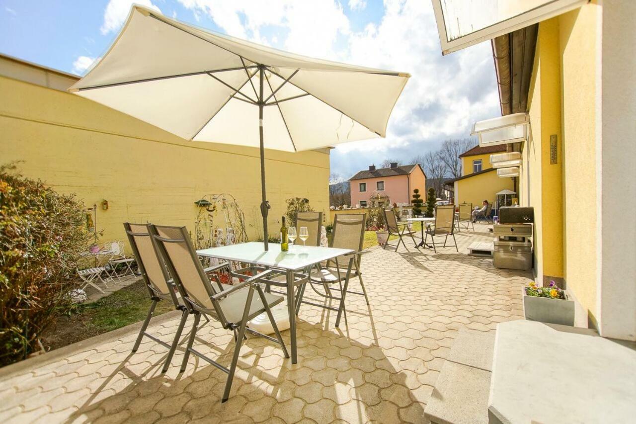 Apartamento Auszeit Leoben 1 Mit Terasse Und Gratis Parkplatz Exterior foto