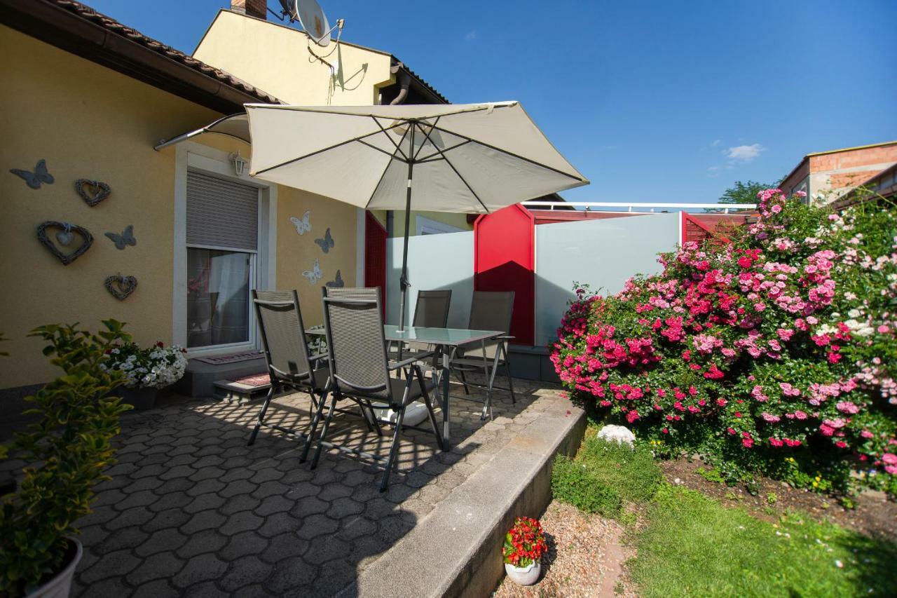 Apartamento Auszeit Leoben 1 Mit Terasse Und Gratis Parkplatz Exterior foto