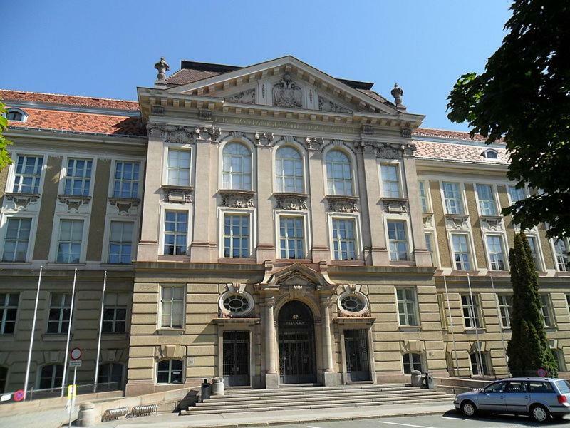 Apartamento Auszeit Leoben 1 Mit Terasse Und Gratis Parkplatz Exterior foto